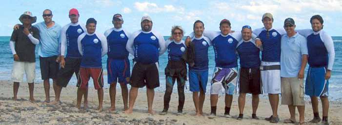 los integrantes del grupo de Buzos Monitores de la Reserva de la Biósfera Isla San Pedro Mártir